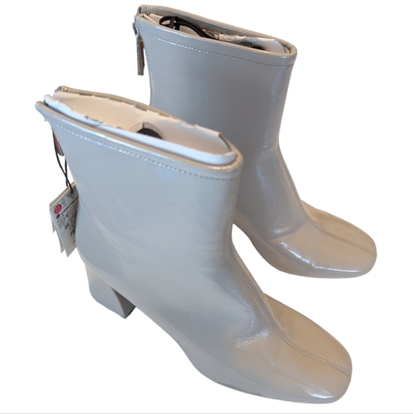 NWT Zara Wide Heeled Ankle Boots with original dust bag - Picture 2 of 10